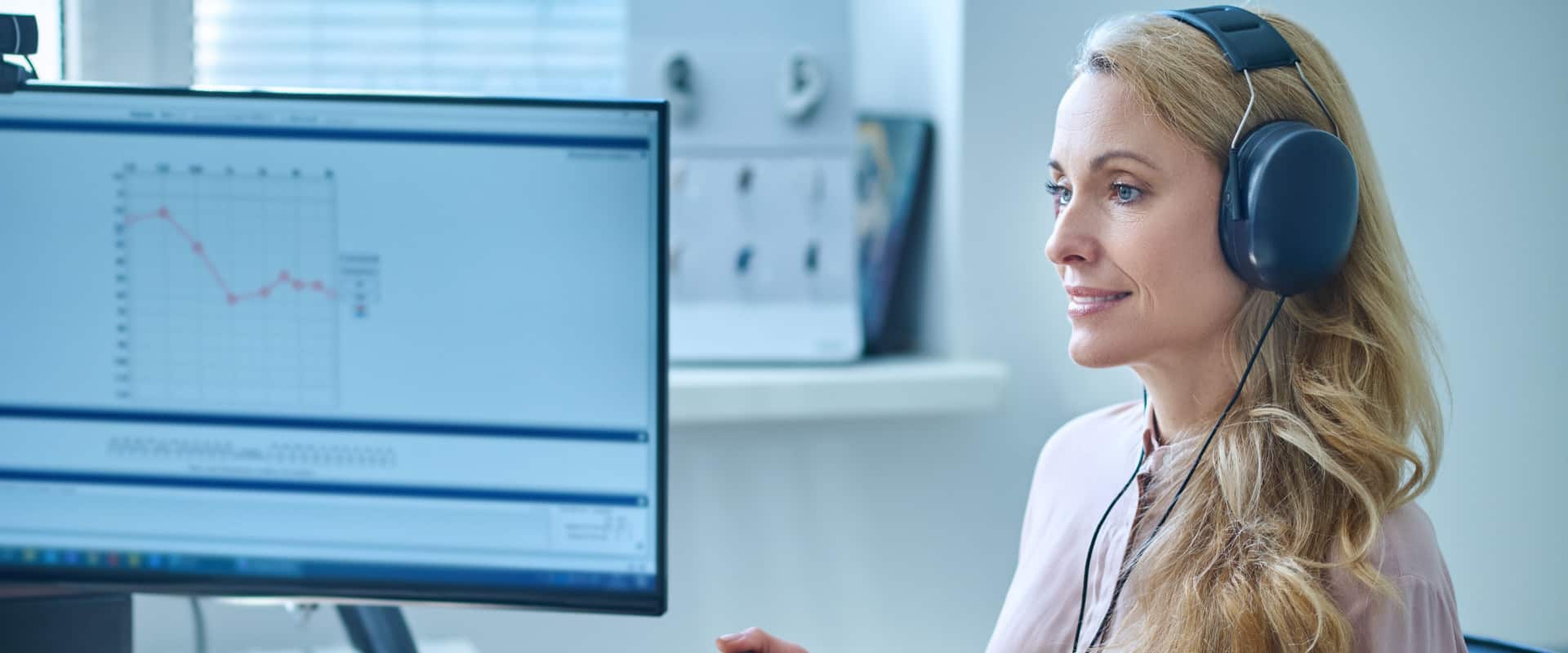 Otoacoustic Emissions Hearing Screenings Via Your Smartphone (mytro Zinkevych/shutterstock.com)