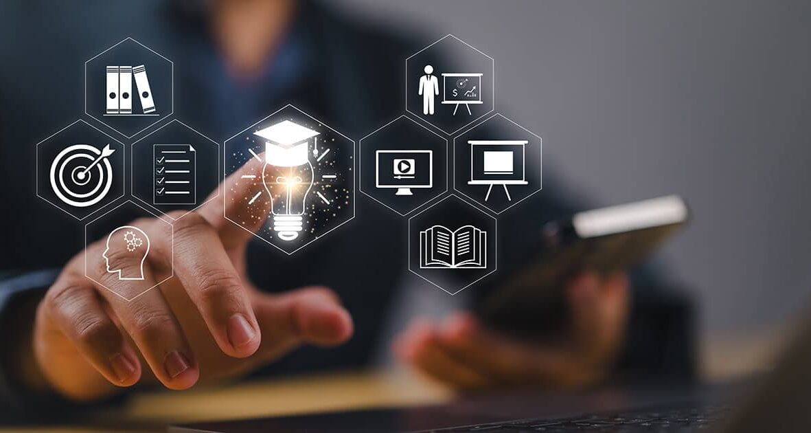 E-learning / Shutterstock.com