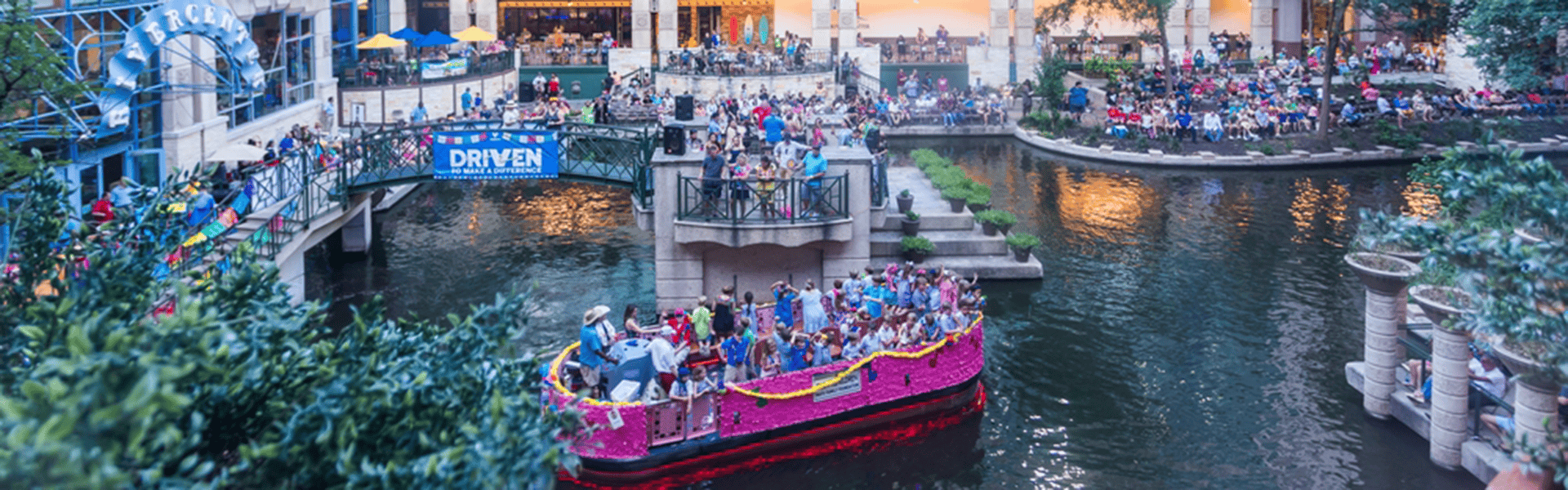 River Center Shopping Mall in the event. The vessel of the Fiesta Children